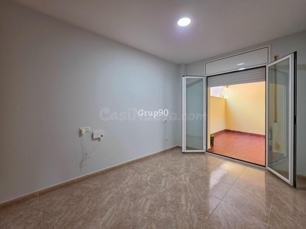 ¡REFORMADO Y LISTO PARA ENTRAR A VIVIR! Acogedor apartamento - foto 12