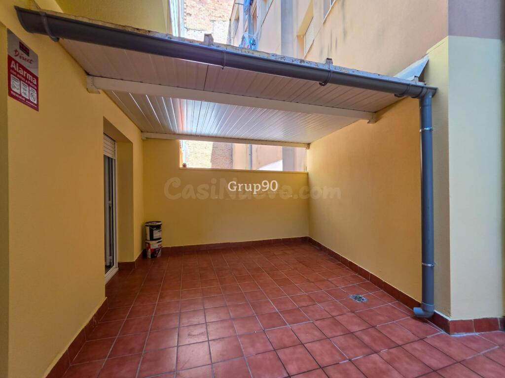 ¡REFORMADO Y LISTO PARA ENTRAR A VIVIR! Acogedor apartamento - foto 9
