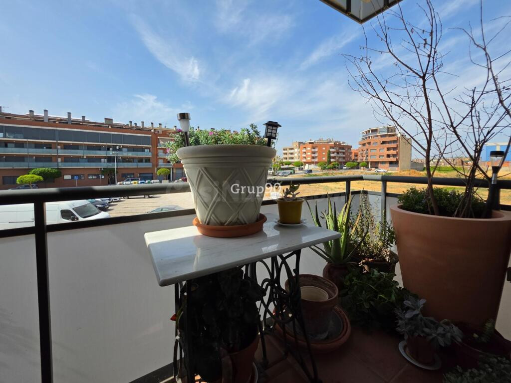 APARTAMENTO ESQUINERO DE 2 habitaciones TOTALMENTE EXTERIOR - foto 13