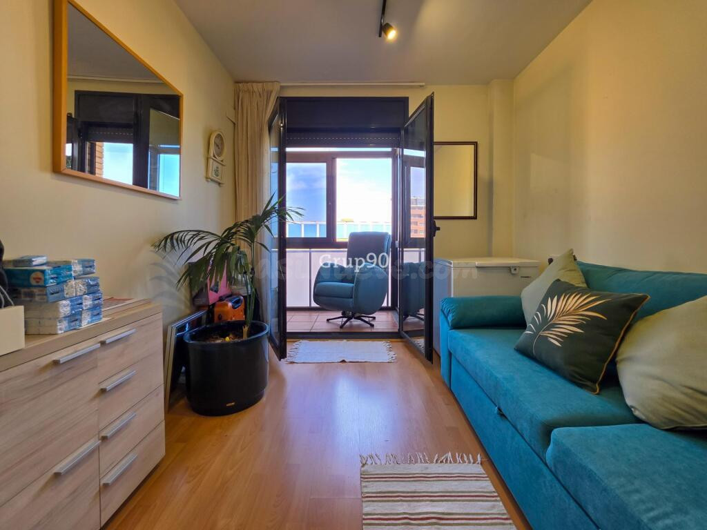 APARTAMENTO ESQUINERO DE 2 habitaciones TOTALMENTE EXTERIOR - foto 21