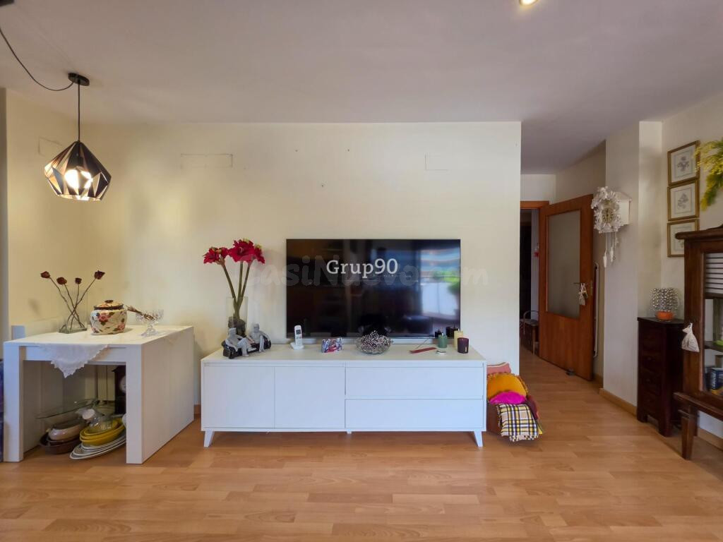 APARTAMENTO ESQUINERO DE 2 habitaciones TOTALMENTE EXTERIOR - foto 7