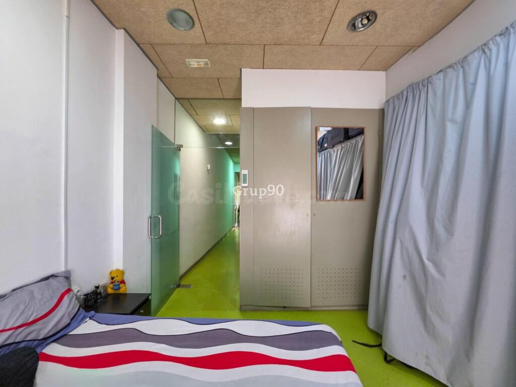 OPORTUNIDAD DE INVERSIÓN. Piso de 3 habitaciones en pleno Ce - foto 24
