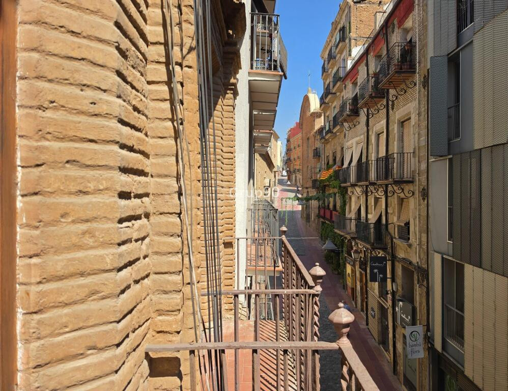 OPORTUNIDAD DE INVERSIÓN. Piso de 3 habitaciones en pleno Ce - foto 26