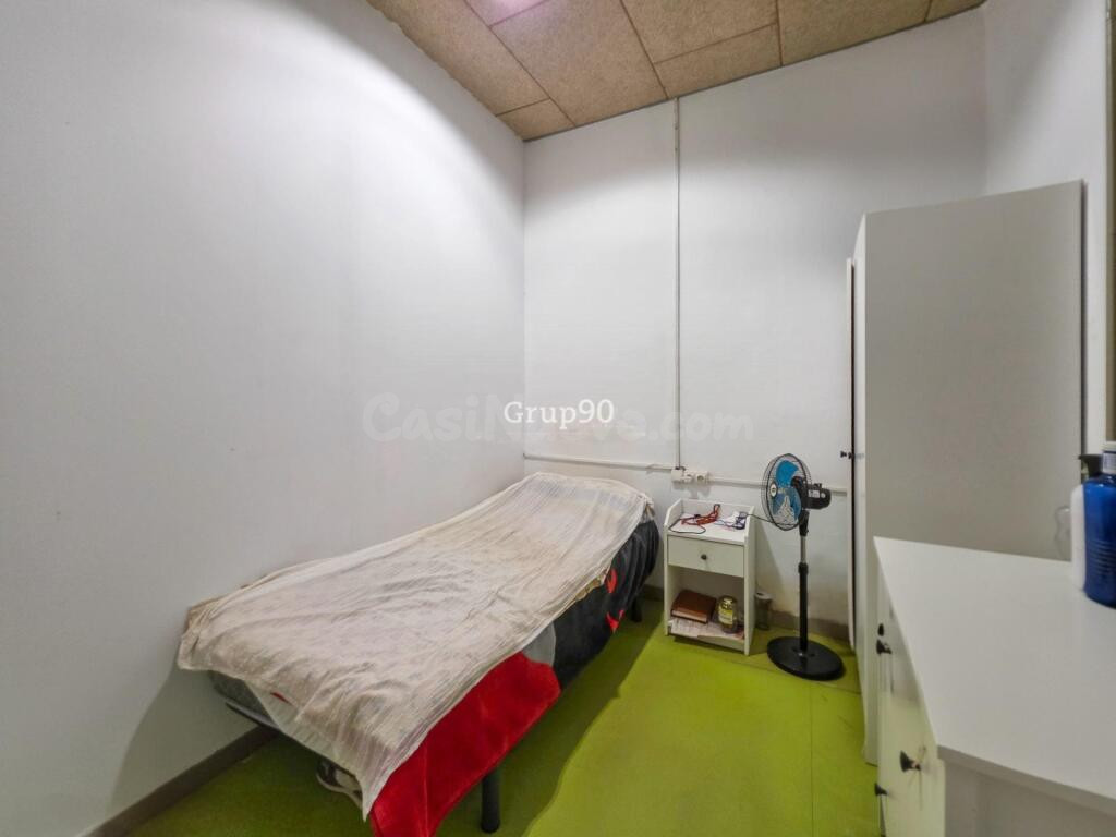 OPORTUNIDAD DE INVERSIÓN. Piso de 3 habitaciones en pleno Ce - foto 28