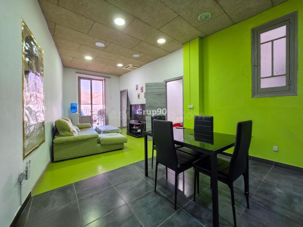 OPORTUNIDAD DE INVERSIÓN. Piso de 3 habitaciones en pleno Ce - foto 4