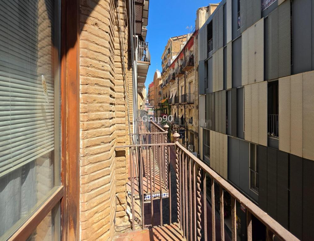 OPORTUNIDAD DE INVERSIÓN. Piso de 3 habitaciones en pleno Ce - foto 38