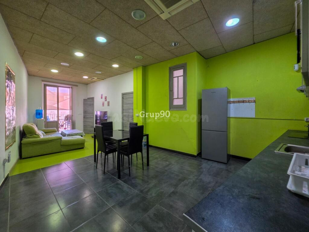 OPORTUNIDAD DE INVERSIÓN. Piso de 3 habitaciones en pleno Ce - foto 7