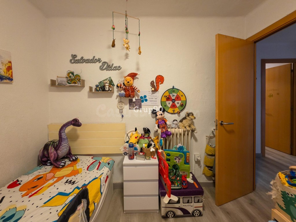 ¡Oportunidad en Calle Vallcalent: Espacio, tranquilidad y ub - foto 18