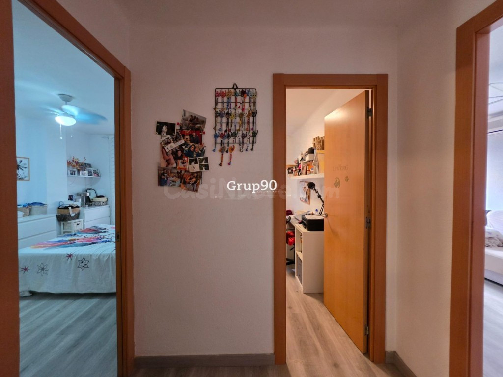 ¡Oportunidad en Calle Vallcalent: Espacio, tranquilidad y ub - foto 34