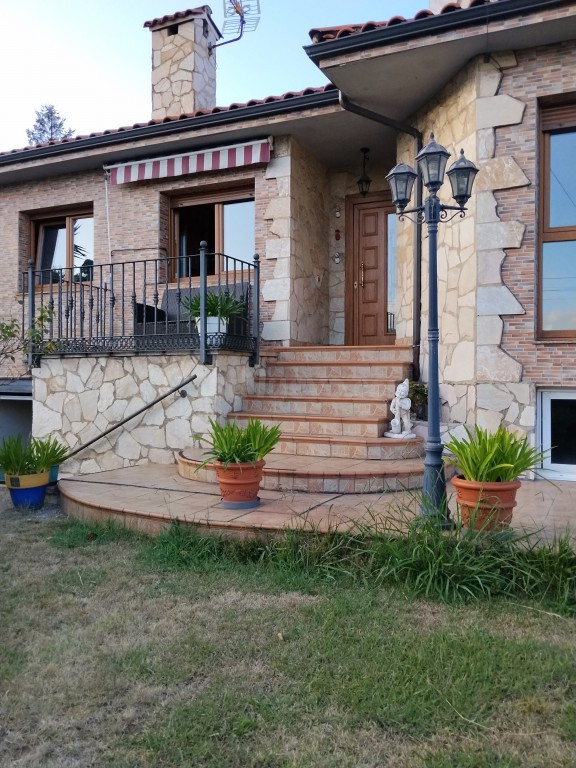 Casa-Chalet en Venta en Gijón Asturias - foto 2