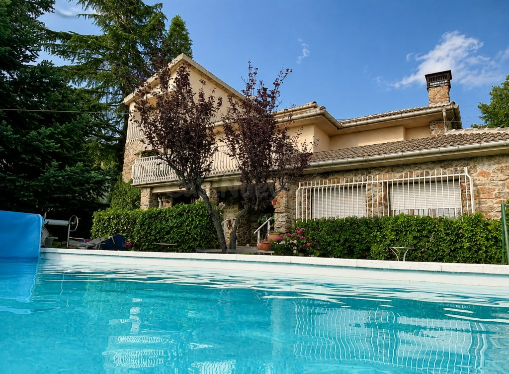 Casa-Chalet en Venta en Navas De Riofrio Segovia