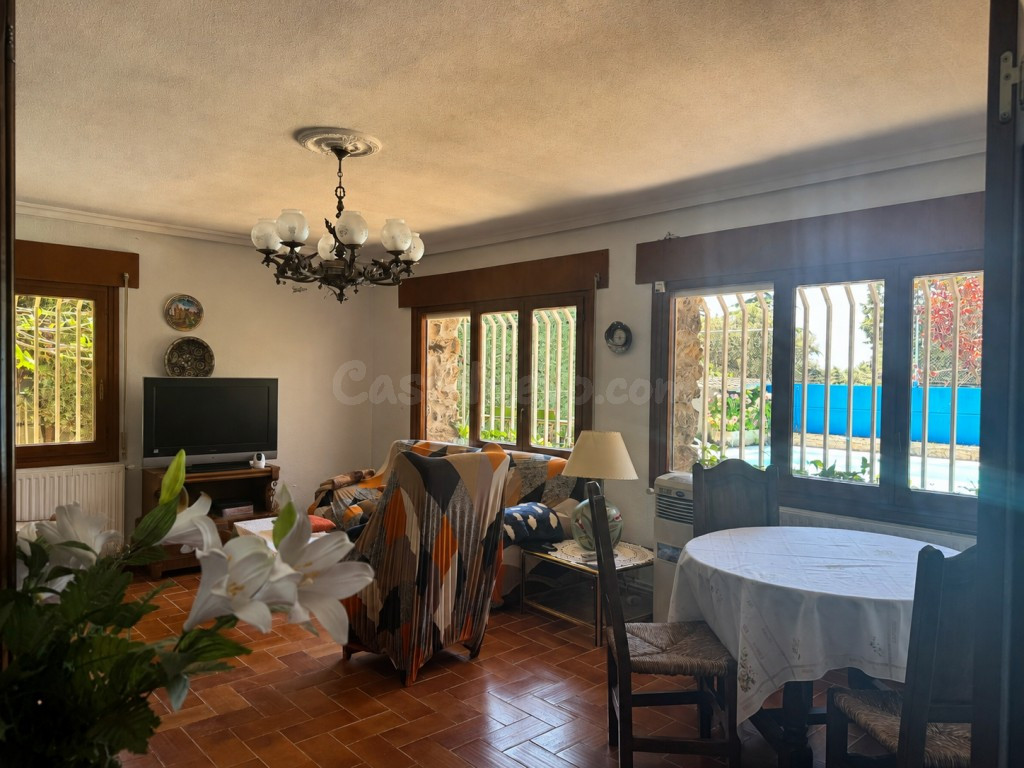 Casa-Chalet en Venta en Navas De Riofrio Segovia - foto 4