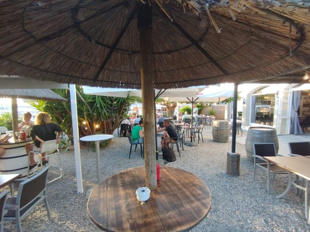 Local comercial en Traspaso en Escala, L Girona - foto 5