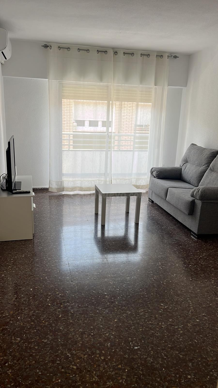 ¡ESTUDIA EN VISTA ALEGRE! – EXCLUSIVO CHICAS Y JUNTO AL TRANVÍA