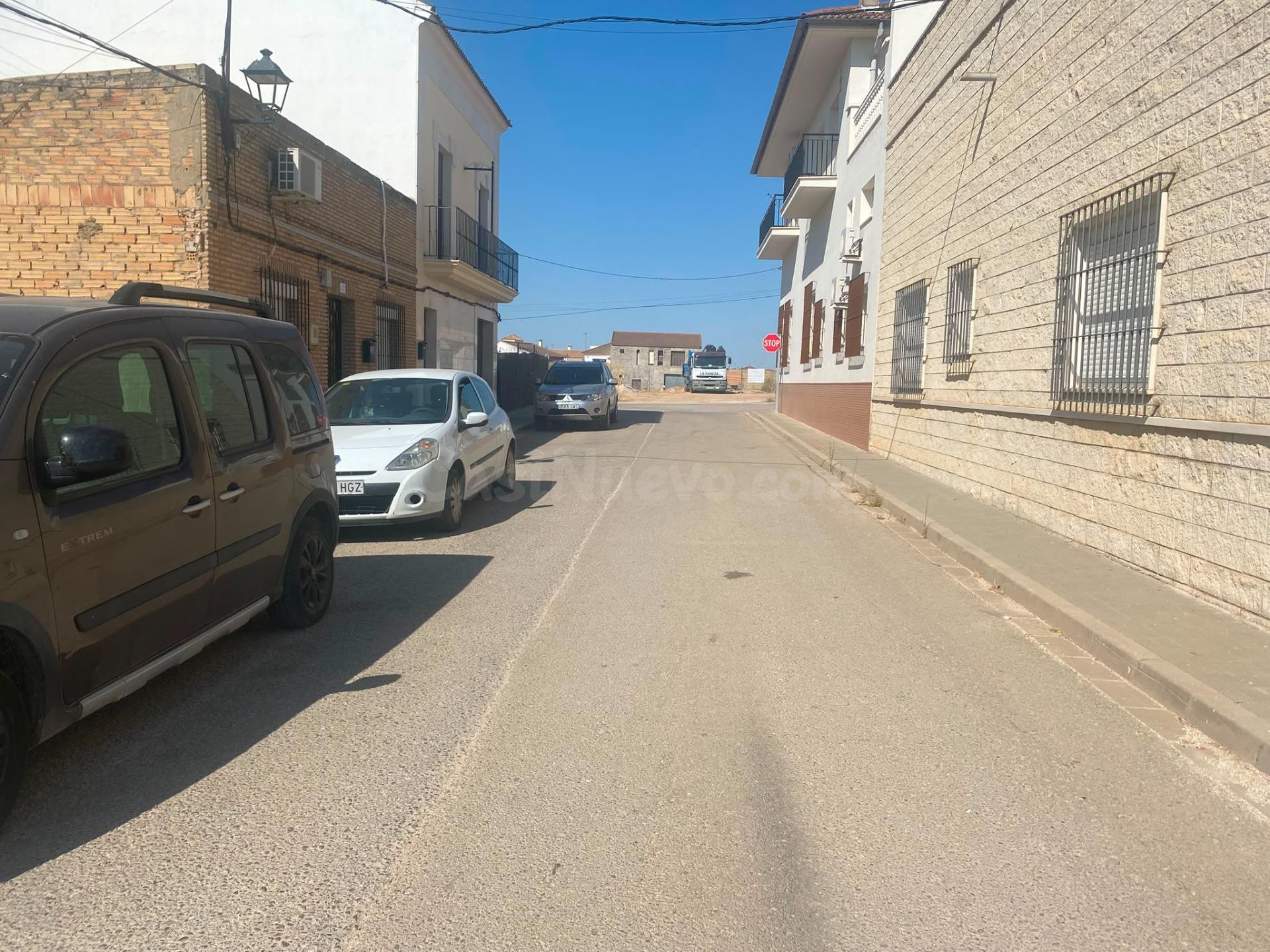 NAVE EN VENTA EN LA LANTEJUELA - foto 2