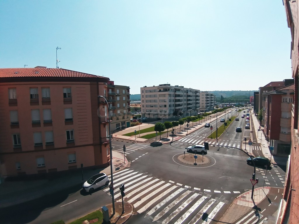 Apartamento en Alquiler en Leon León LA PALOMERA - foto 3