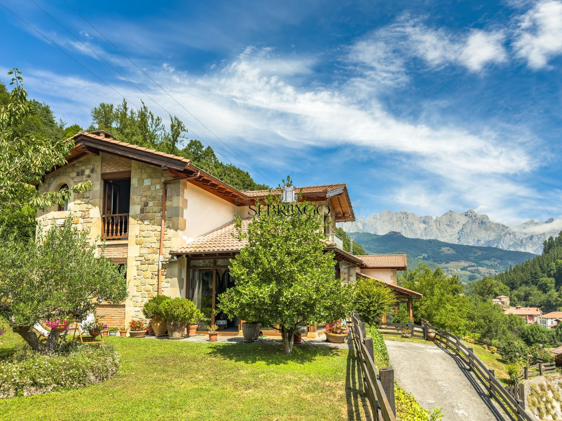 VENTA DE NUDA PROPIEDAD | VIVIENDA UNIFAMILIAR EN COSGAYA, L