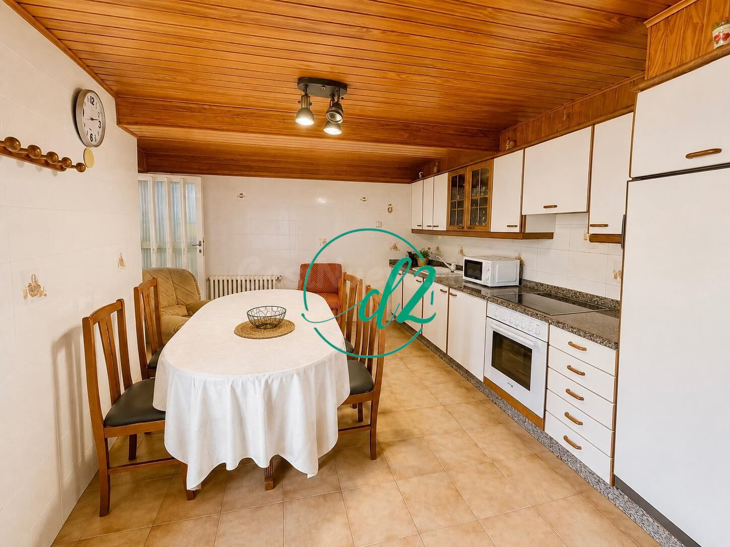 CASA DE PIEDRA REFORMADA CON ENCANTO A TAN SOLO 12 MINUTOS D - foto 7