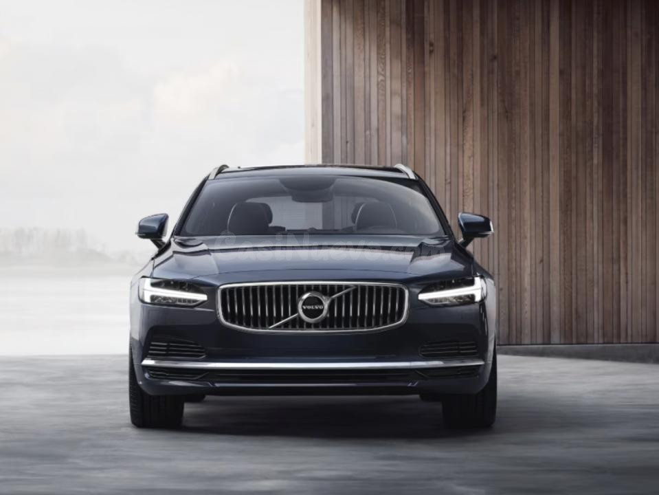 Volvo V90 Cross Country