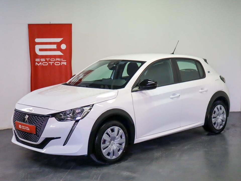 Peugeot e-208