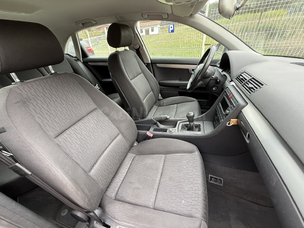 Audi A4 - foto 4
