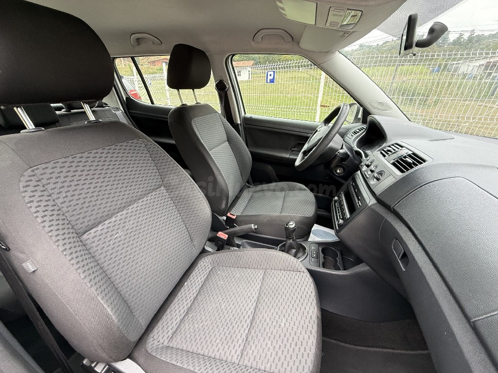 Skoda Fabia - foto 4