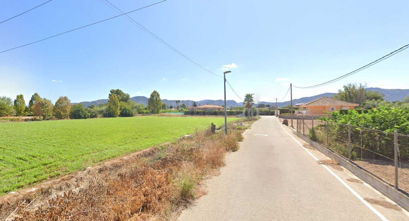 Terreno urbanizable 2425m² en venta - Puente Tocinos - foto 2