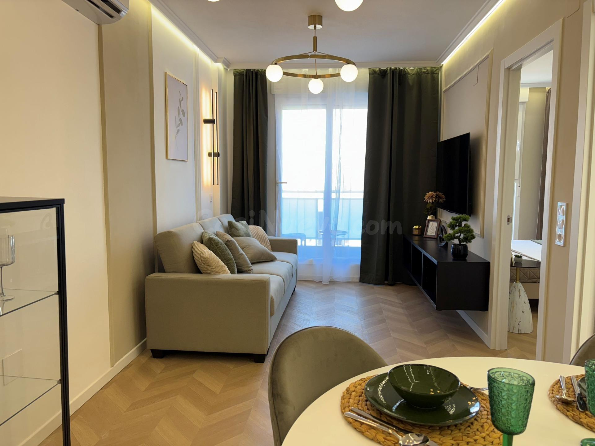 Apartamento céntrico, luminoso, y elegantemente reformado (a - foto 2
