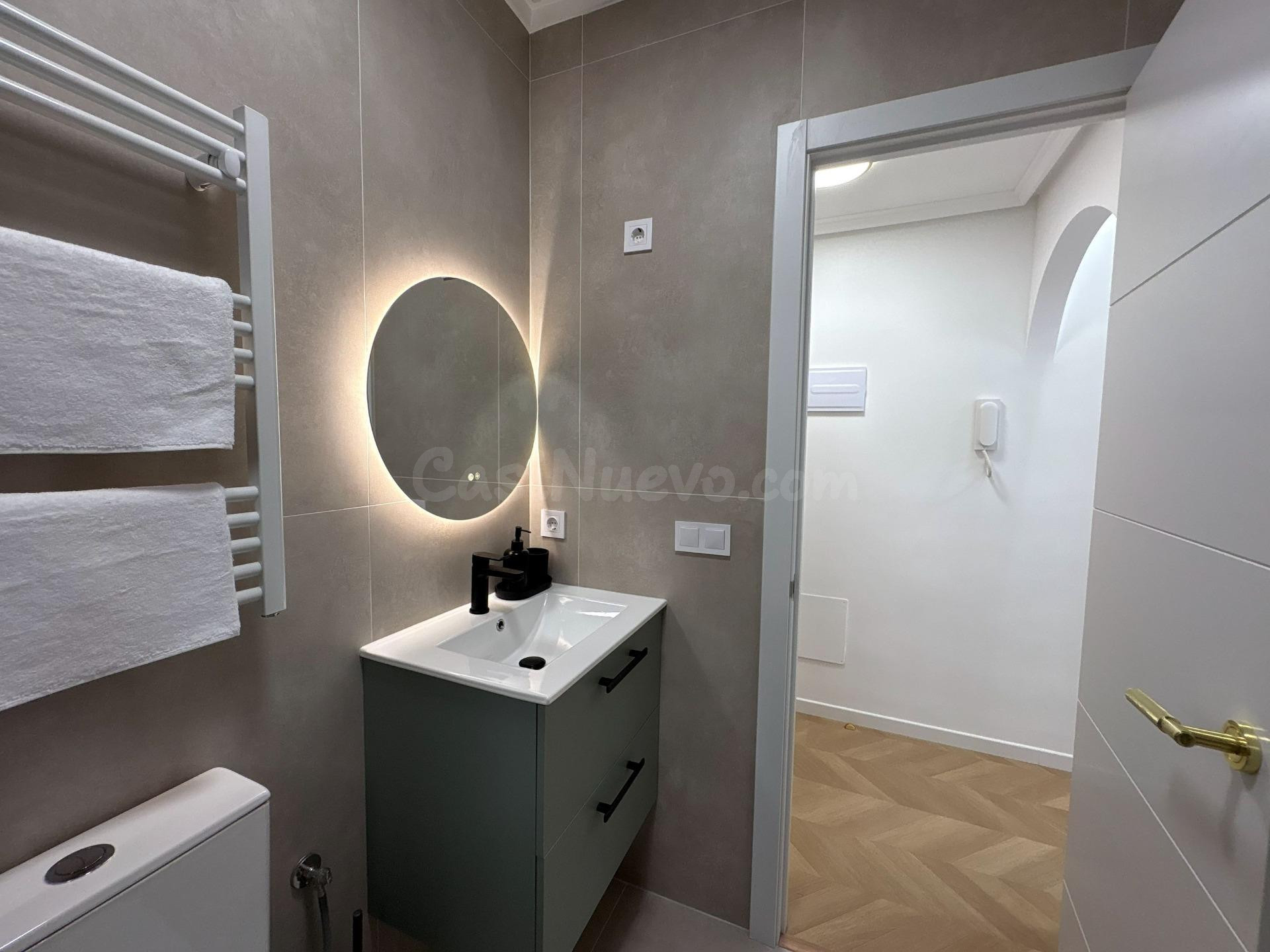 Apartamento céntrico, luminoso, y elegantemente reformado (a - foto 24