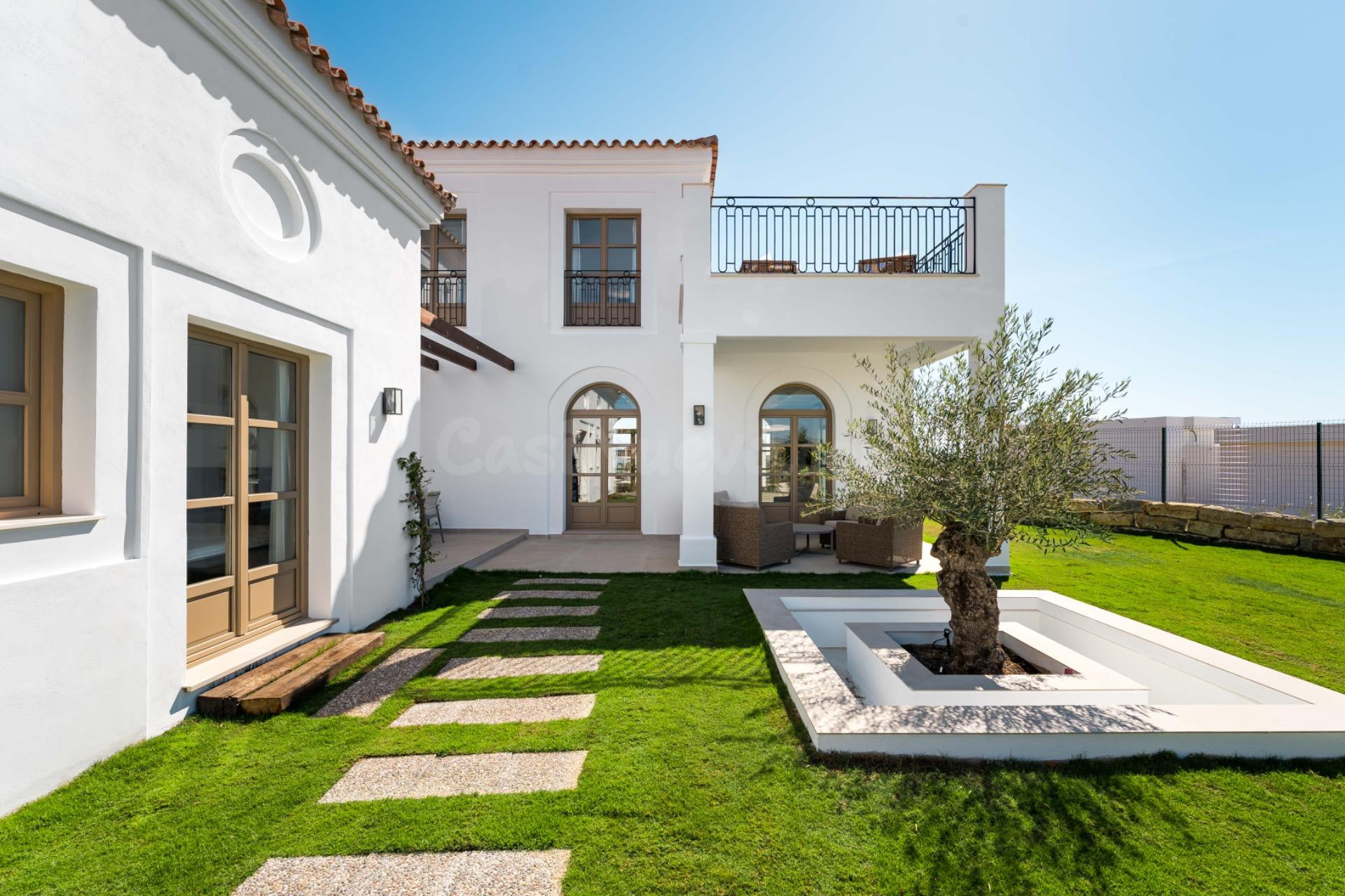 VILLA DE LUJO ESTEPONA, URB. VALLE ROMANO - foto 8
