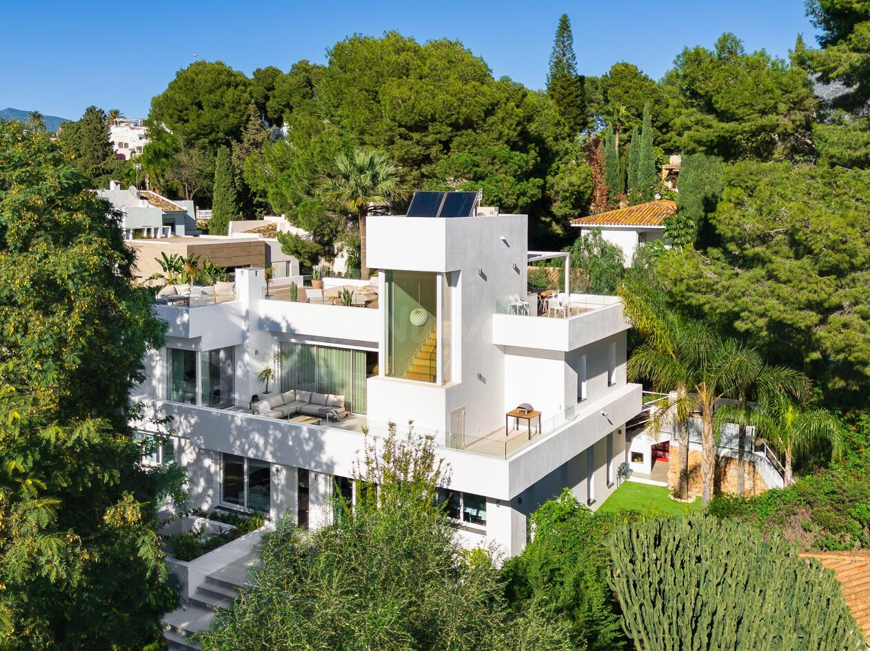 VILLA DE LUJO EN NUEVA ANDALUCIA, MARBELLA - foto 2