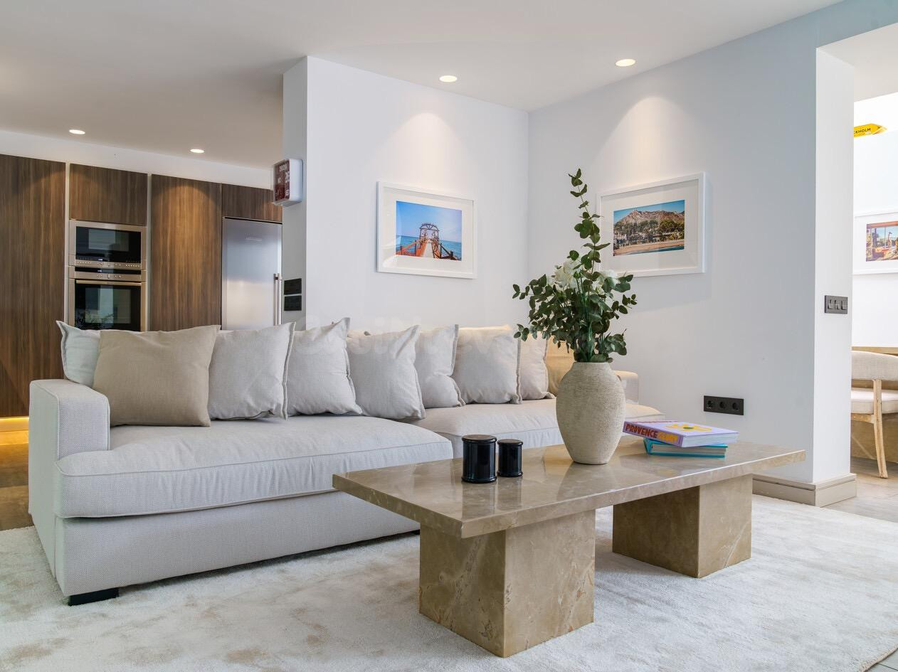 VILLA DE LUJO EN NUEVA ANDALUCIA, MARBELLA - foto 17