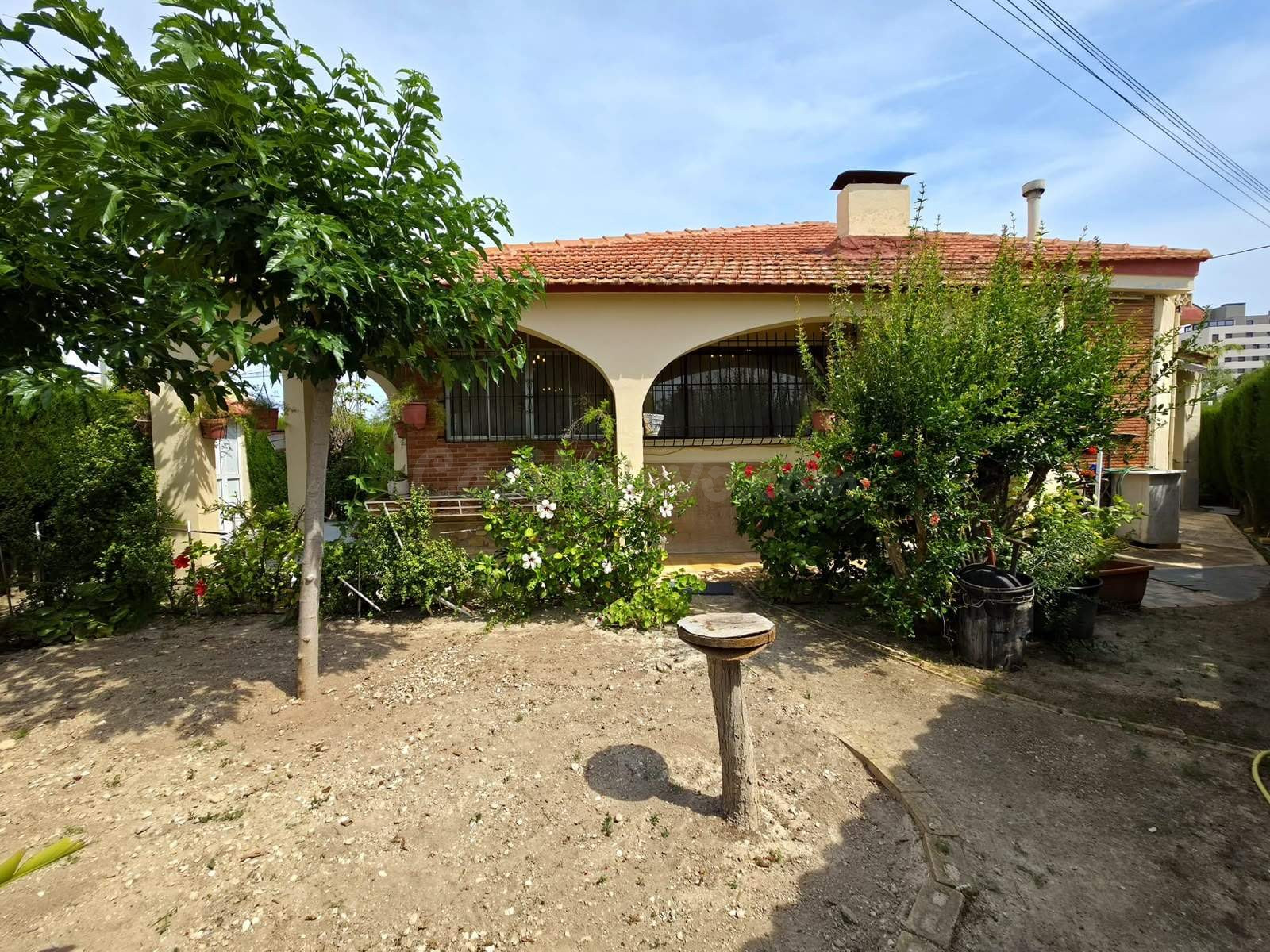 Elegante Casa de Alquiler en Playa Muchavista - El Campello