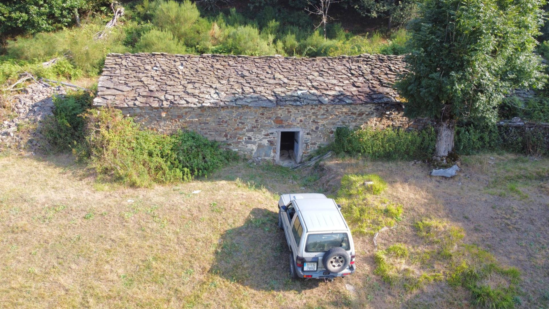 ESPECTACULAR FINCA RUSTICA CON CUADRA TRADICCIONAL - foto 3