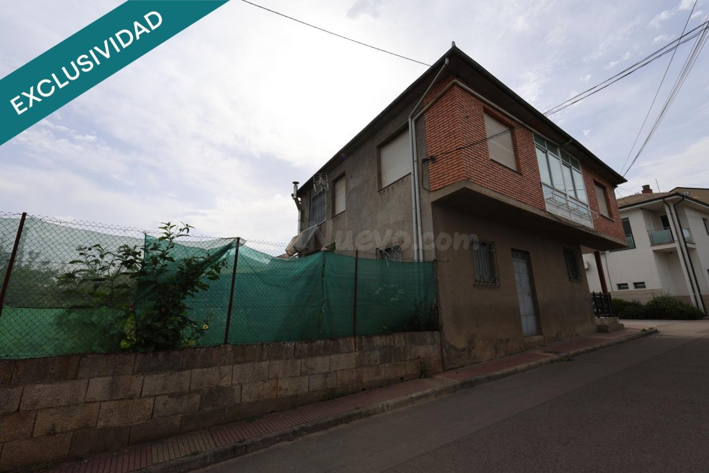 Casa unifamiliar con infinitas posibilidades en Toral de los - foto 2