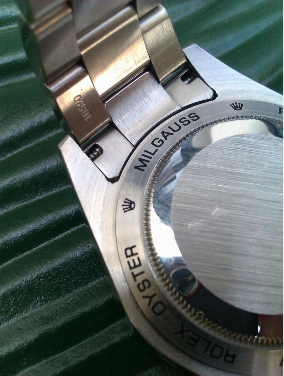 Rolex Milgauss edición cristal tintado verde - foto 4