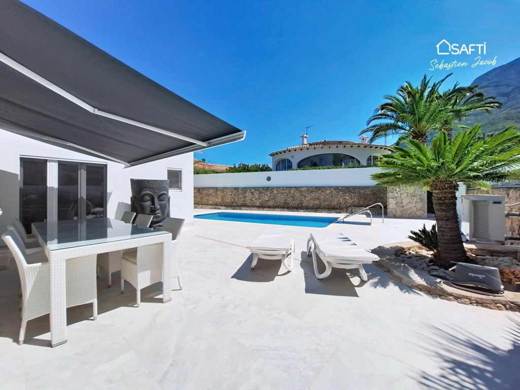 Villa exclusiva totalmente reformada con vistas al mar y al  - foto 4