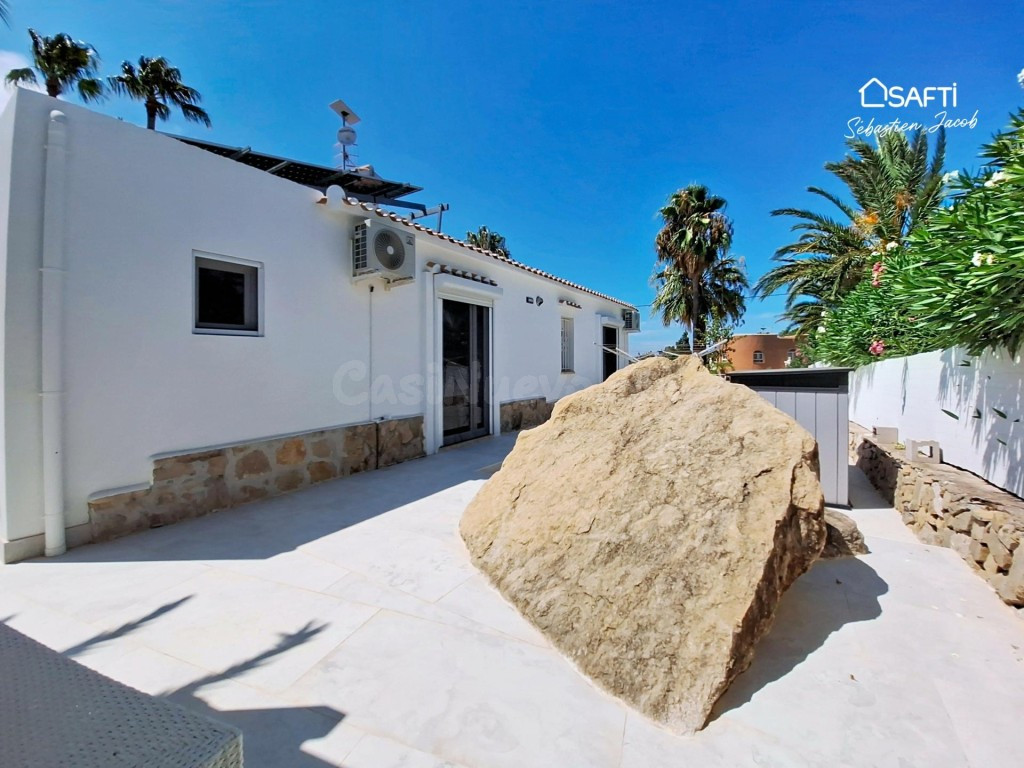 Villa exclusiva totalmente reformada con vistas al mar y al  - foto 5