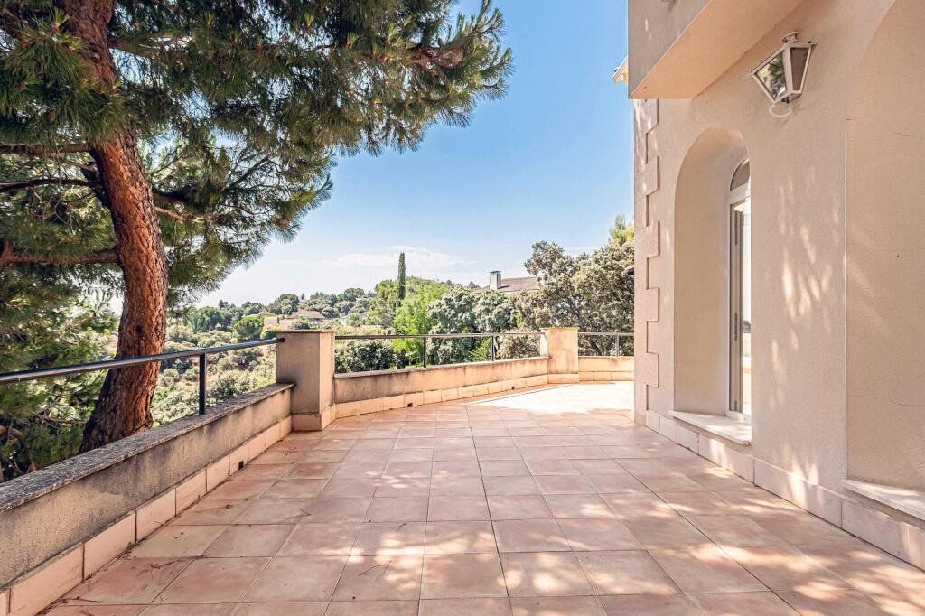 VIVIENDA DE DISEÑO CON PISCINA PRIVADA EN LA URBANIZACIÓN JA - foto 13