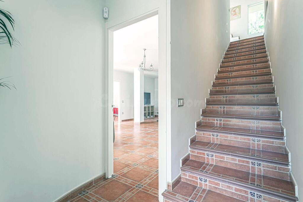 VIVIENDA DE DISEÑO CON PISCINA PRIVADA EN LA URBANIZACIÓN JA - foto 46