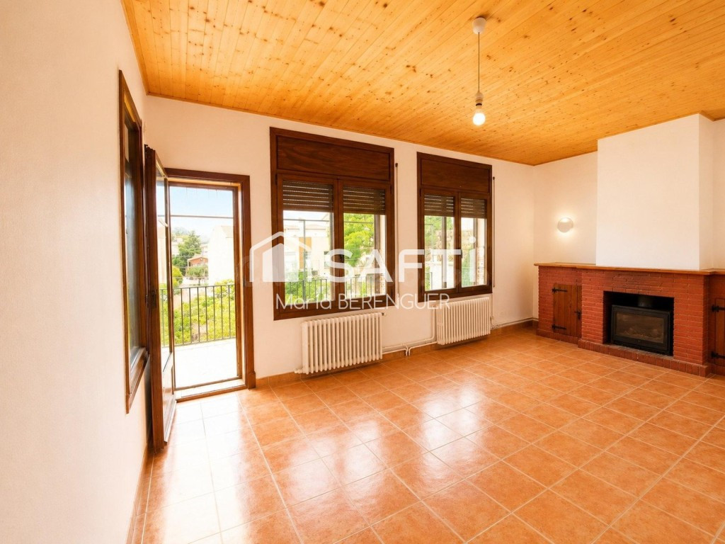 Una casa con historia, carácter y espacio para dos familias en el corazón de Begues.