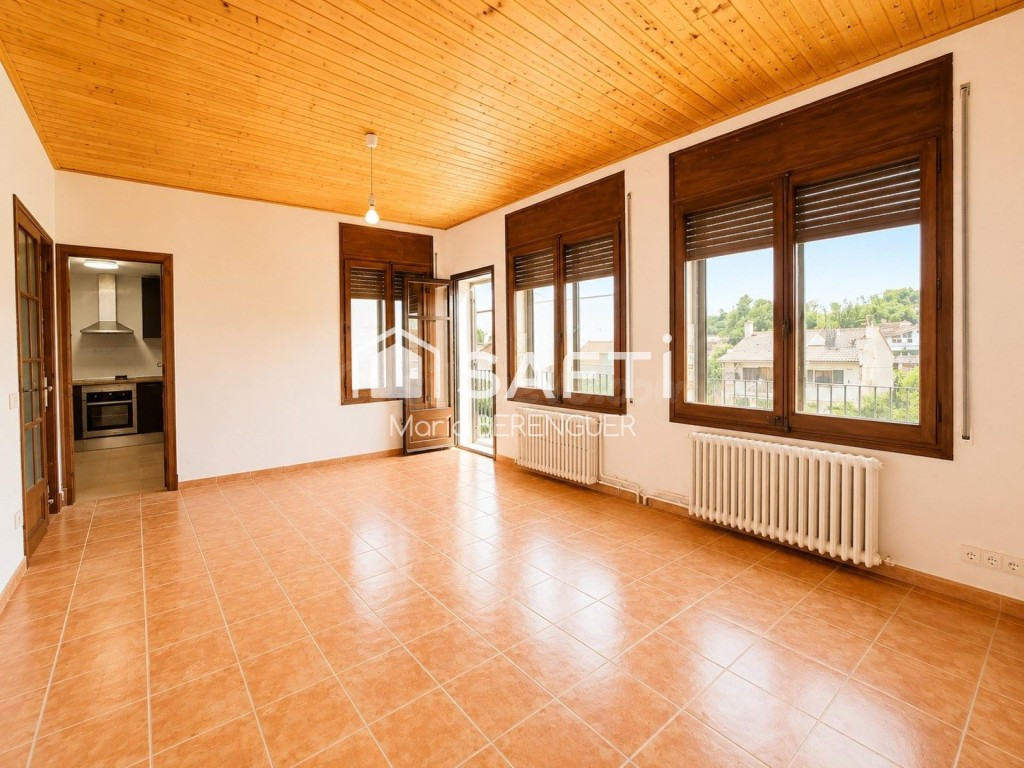 Una casa con historia, carácter y espacio para dos familias  - foto 2