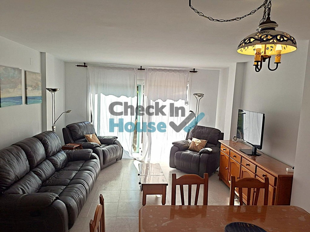 Adosada en Alquiler en Sant Feliu De Guixols Girona - foto 5