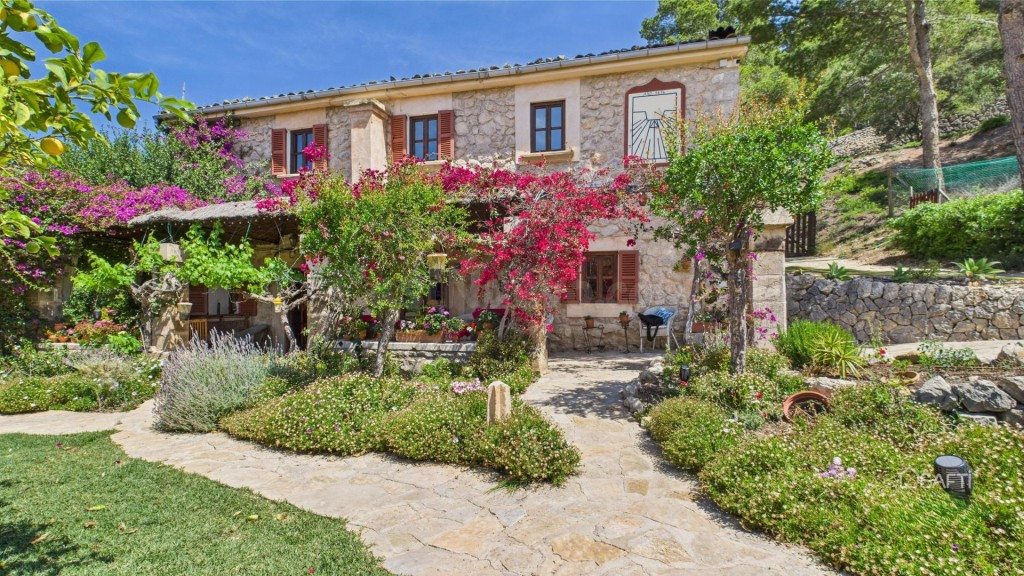 S'Arraco: Finca excepcional con piscina privada