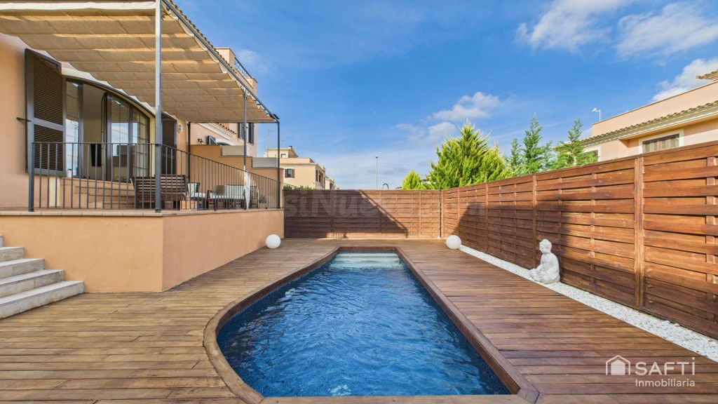 Espectacular casa con piscina privada - Puig de Ros - Calle Oronella