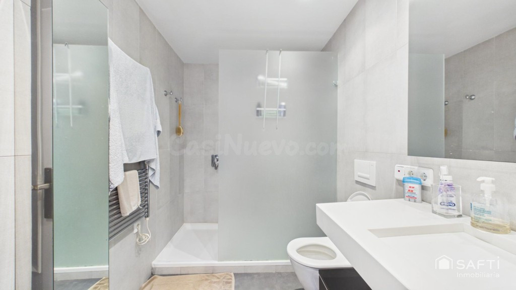 Luz, espacio, exclusividad - Àtico Calle Joaquim Maria Bover - foto 35