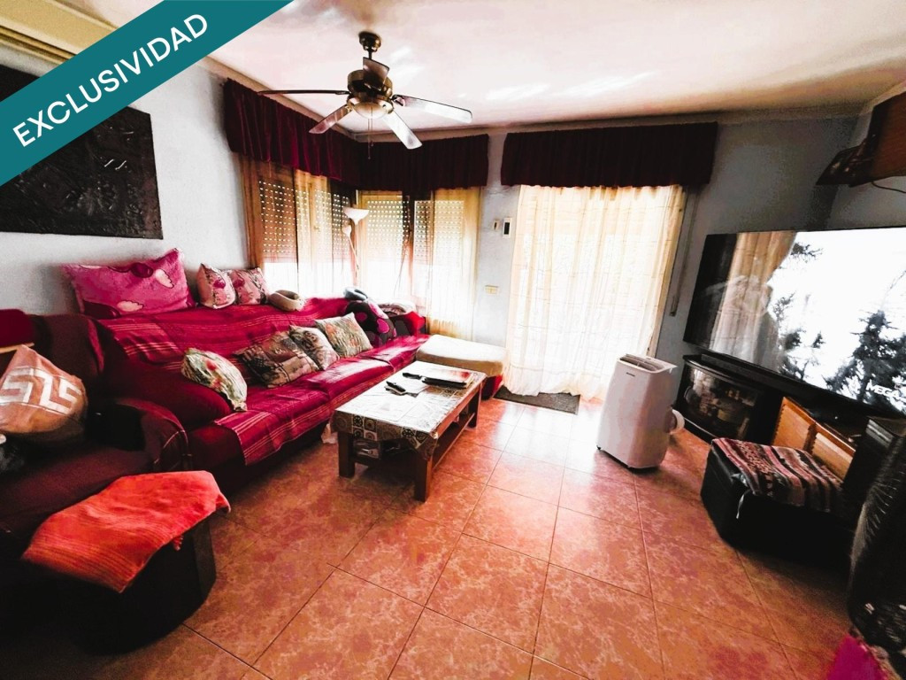 Tu nueva vida empieza con una  casa con espacio - foto 3
