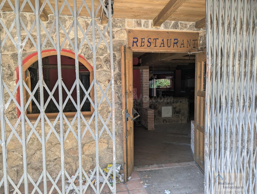Local comercial en Venta en Arenas De San Pedro Ávila - foto 3