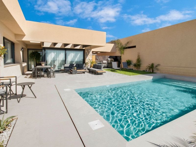 Villa 3 habitaciones 196m² en venta - Baños Y Mendigo - foto 2