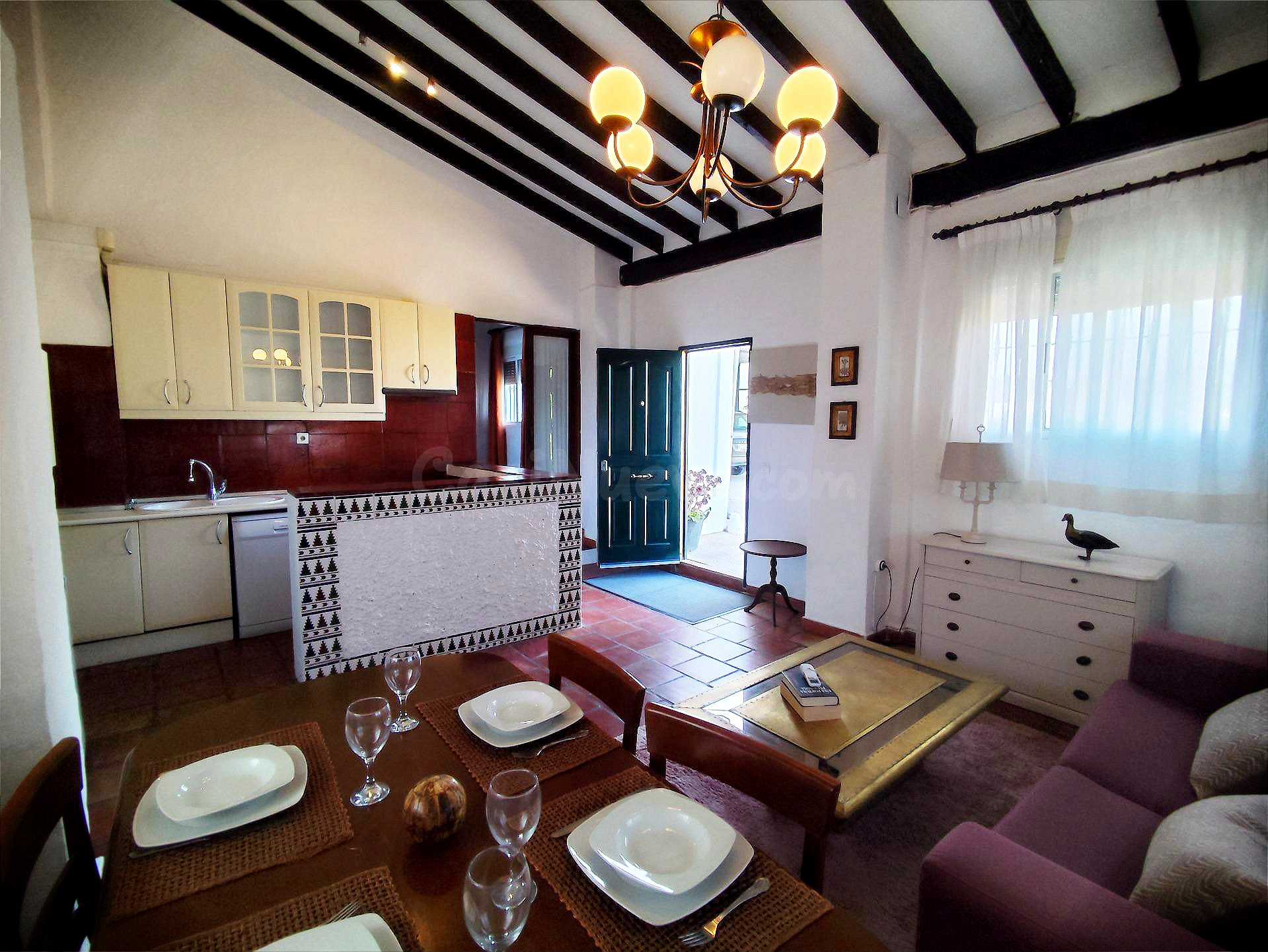 SE ALQUILA CASA EN RECINTO PRIVADO CON PISINA COMPARTIDA - foto 4